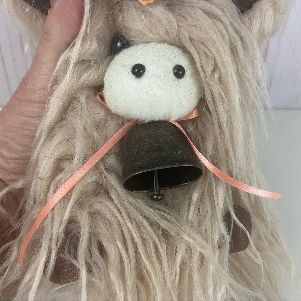 Highland Cow Coo Gnome Champagne Mongolian Fur Cowboy Hat Handmade Farmhouse - Picture 5 of 14
